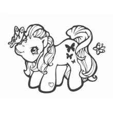 Dibujo de My Little Pony rodeada de mariposas para colorear