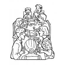 Dibujo de Familia reunida en una cena festiva para colorear