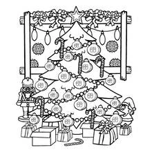 Dibujo de Árbol de Navidad decorado con adornos y bastones de caramelo para colorear