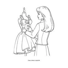 Dibujo de Barbie diseñando un vestido de moda para colorear