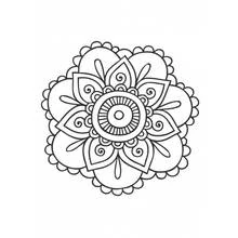 Dibujo de Mandala de flor con pétalos superpuestos para colorear