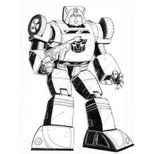 Dibujo de Transformer robot sosteniendo un arma para colorear Dibujo de Transformer robot sosteniendo un arma para colorear