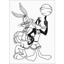 Dibujo de Bugs Bunny y Daffy Duck jugando baloncesto para colorear