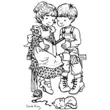 Dibujo de Sarah Kay niños leyendo un libro juntos para colorear
