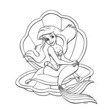 Dibujo de Ariel sentada en una gran concha para colorear